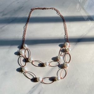 Rose Gold Necklace with Pearls